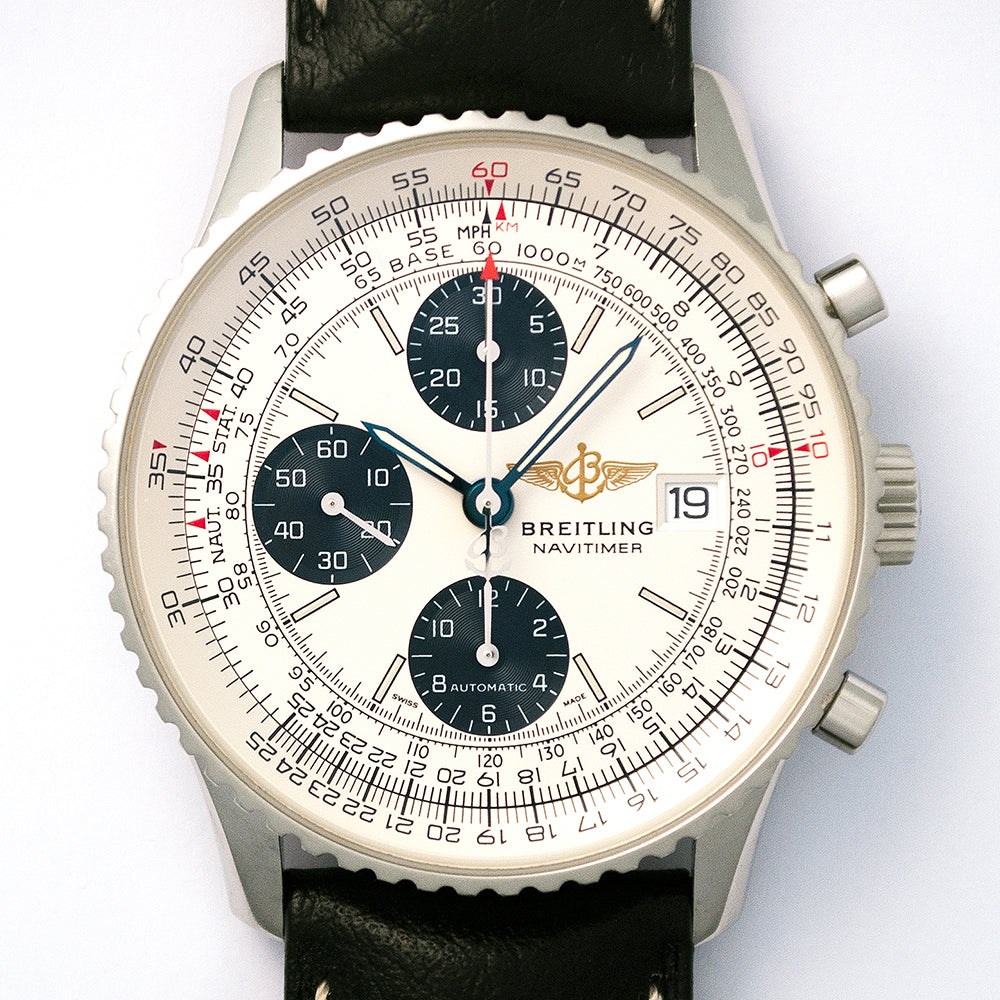 Breitling, Old Navitimer II, Ref. A13022, «Panda»-Zifferblatt Chronograph, Datum, Reisebox und Garantie-Booklet