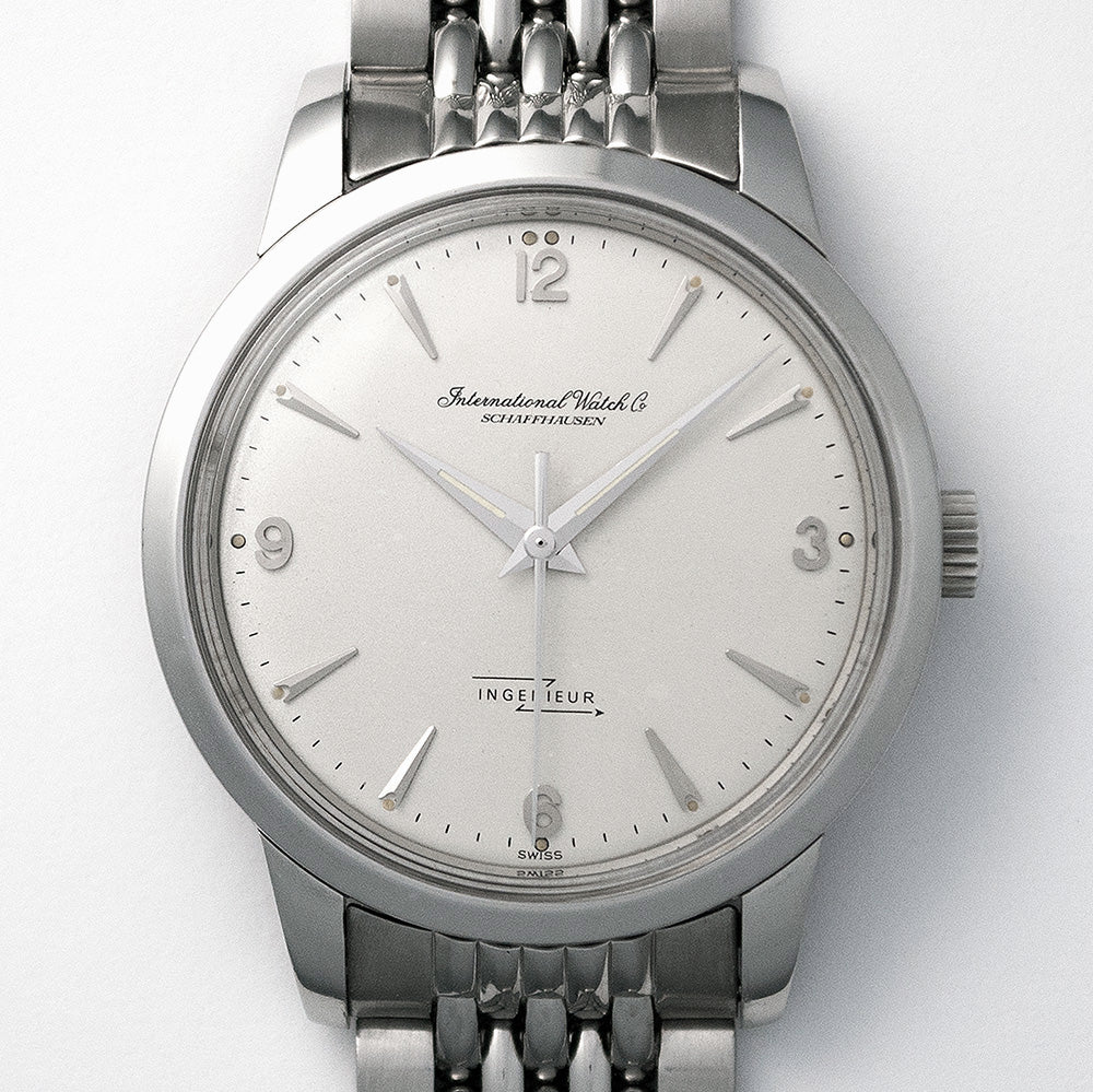 IWC Ingenieur, Ref. 666 A, versilbertes Zifferblatt, 1956, Automat, Original IWC «Guy Frères» Stahlarmband, revidiert, Garantie bis 02/24