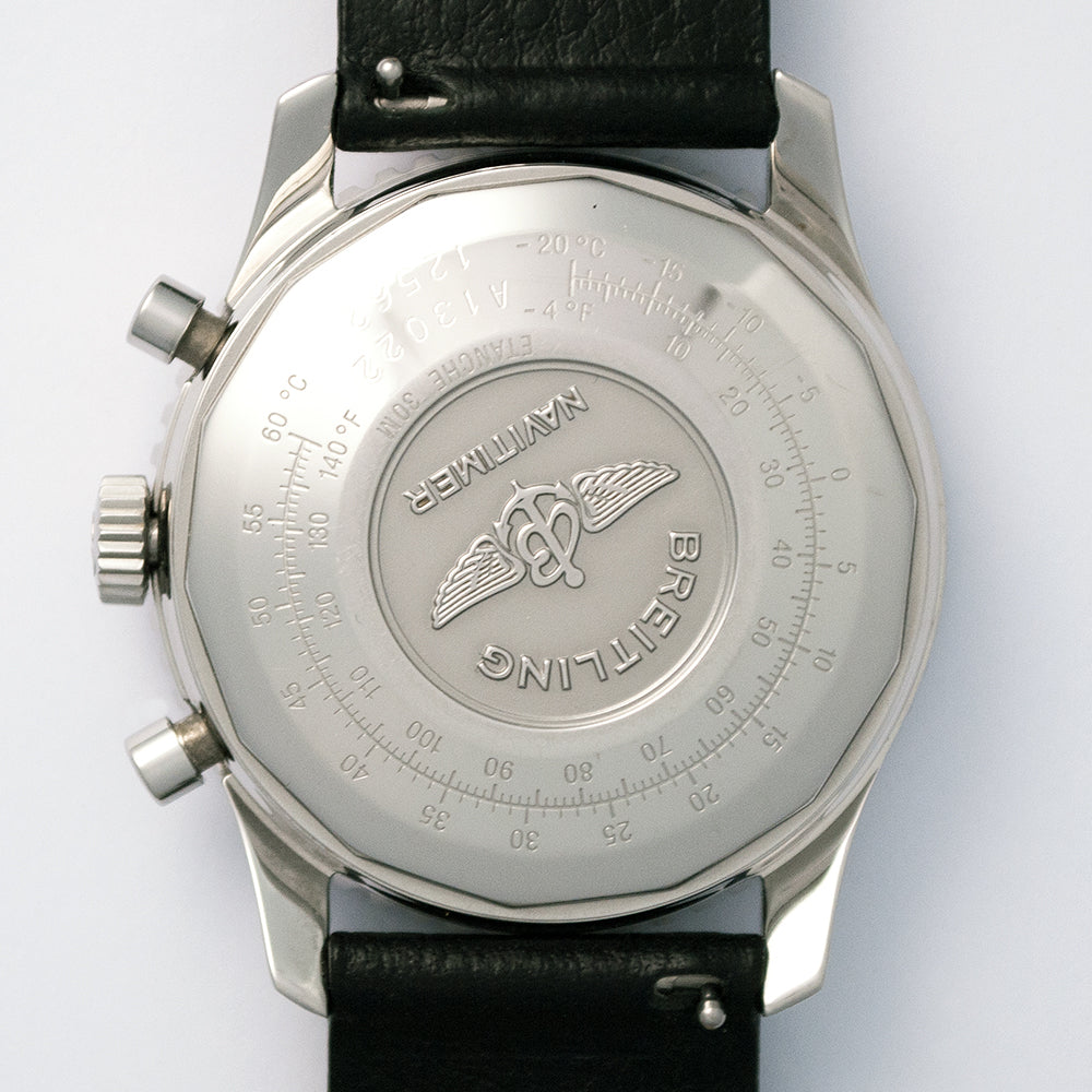 Breitling, Old Navitimer II, Ref. A13022, «Panda»-Zifferblatt Chronograph, Datum, Reisebox und Garantie-Booklet