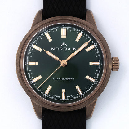 Norqain, Freedom 60, Referenz NNZ2001ZA, Bronze, Box und Papiere, 2022