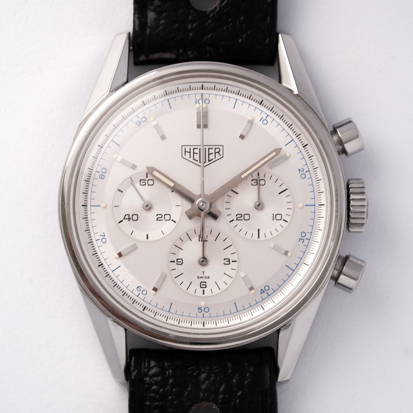TAG Heuer Carrera 1964 Re-Edition, Referenz CS3110, Edelstahl, Lemania 1873, Racing-Lederband mit Heuer-Dornschliesse